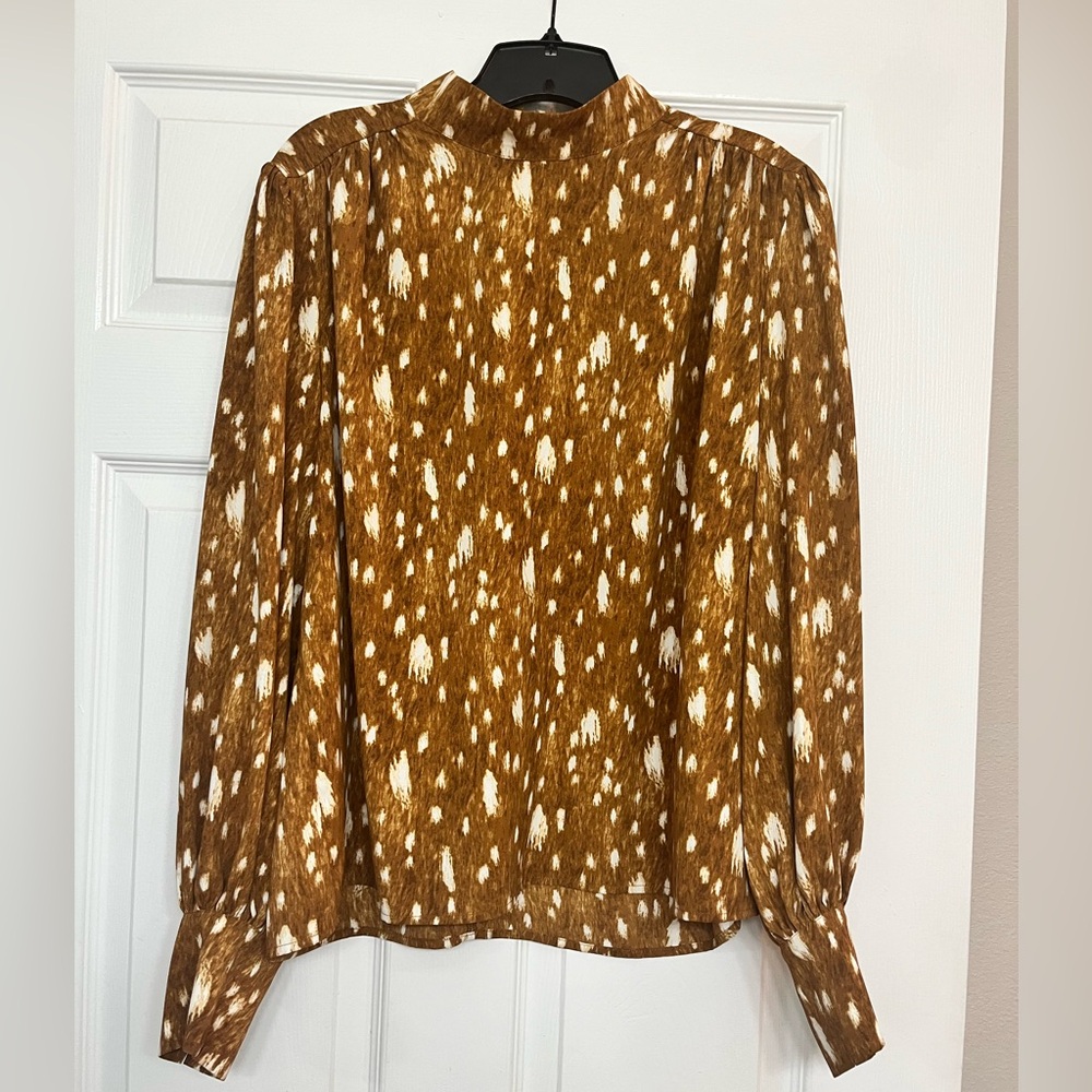 Express Tan and White Speckled Blouse